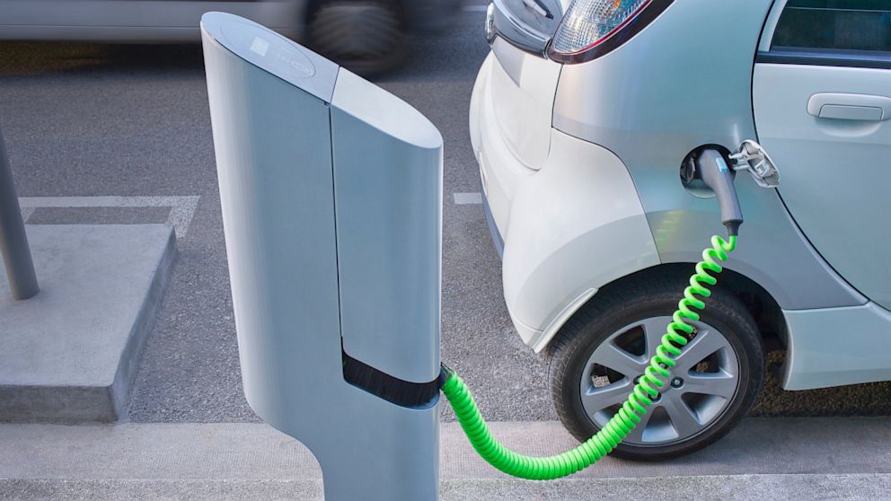 Why Electric Vehicles Stations Are Important?
